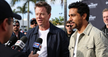 Matt Damon & John Leguizamo Kick Off ‘The Odyssey’ Press Tour at Miami Photo Call