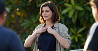 Anne Hathaway