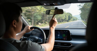 How Aftermarket Driver-Fatigue Alerts Enhance Safety For Non-Tech Cars